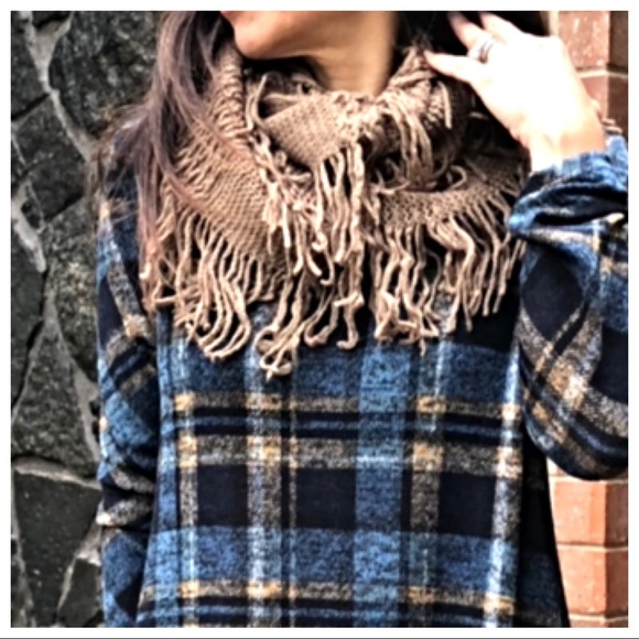 ✨LAST ONE✨Mocha knit  fringe infinity scarf - Picture 2 of 4